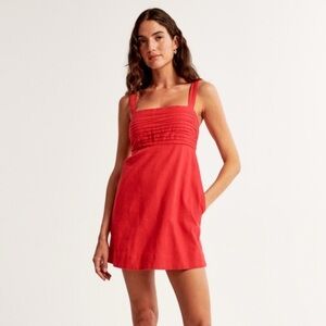 The A&F Emerson Linen-Blend Skort